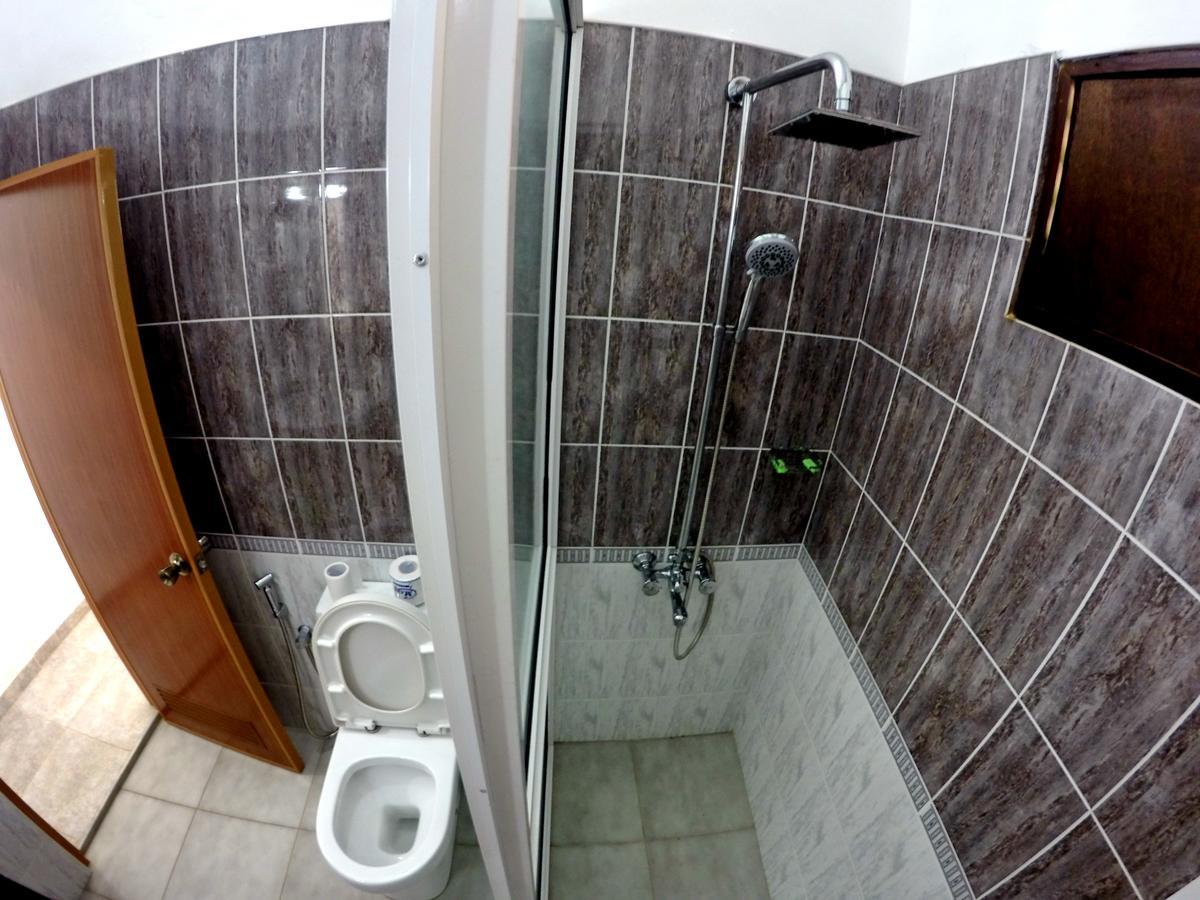 אמבלנגודה Ramon Beach Resort מראה חיצוני תמונה